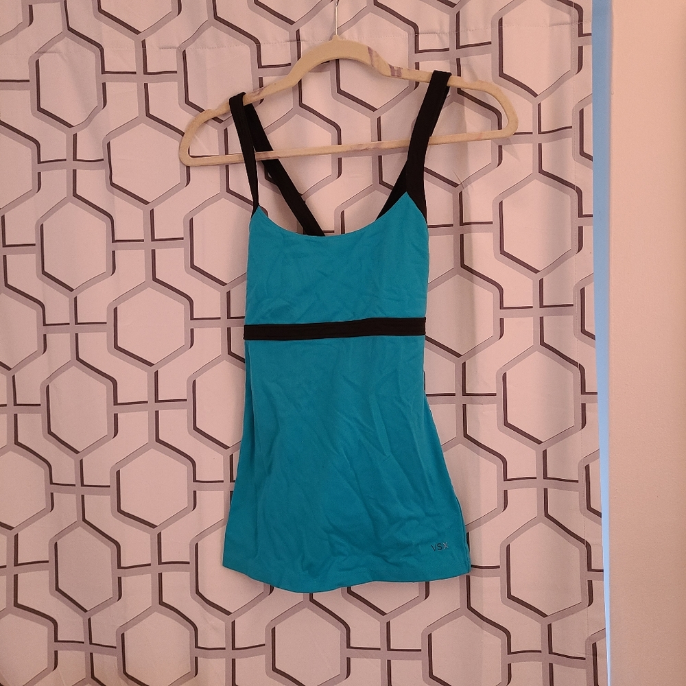 VSX Crossback workout top size small